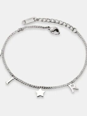 Dainty Star Bracelet Q30
